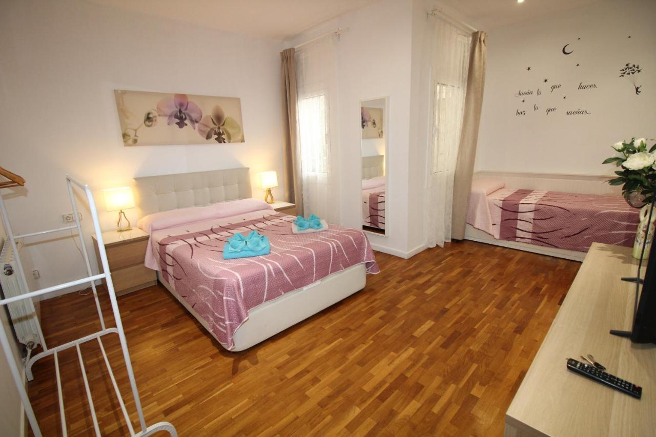 Rooms Arago Барселона Экстерьер фото