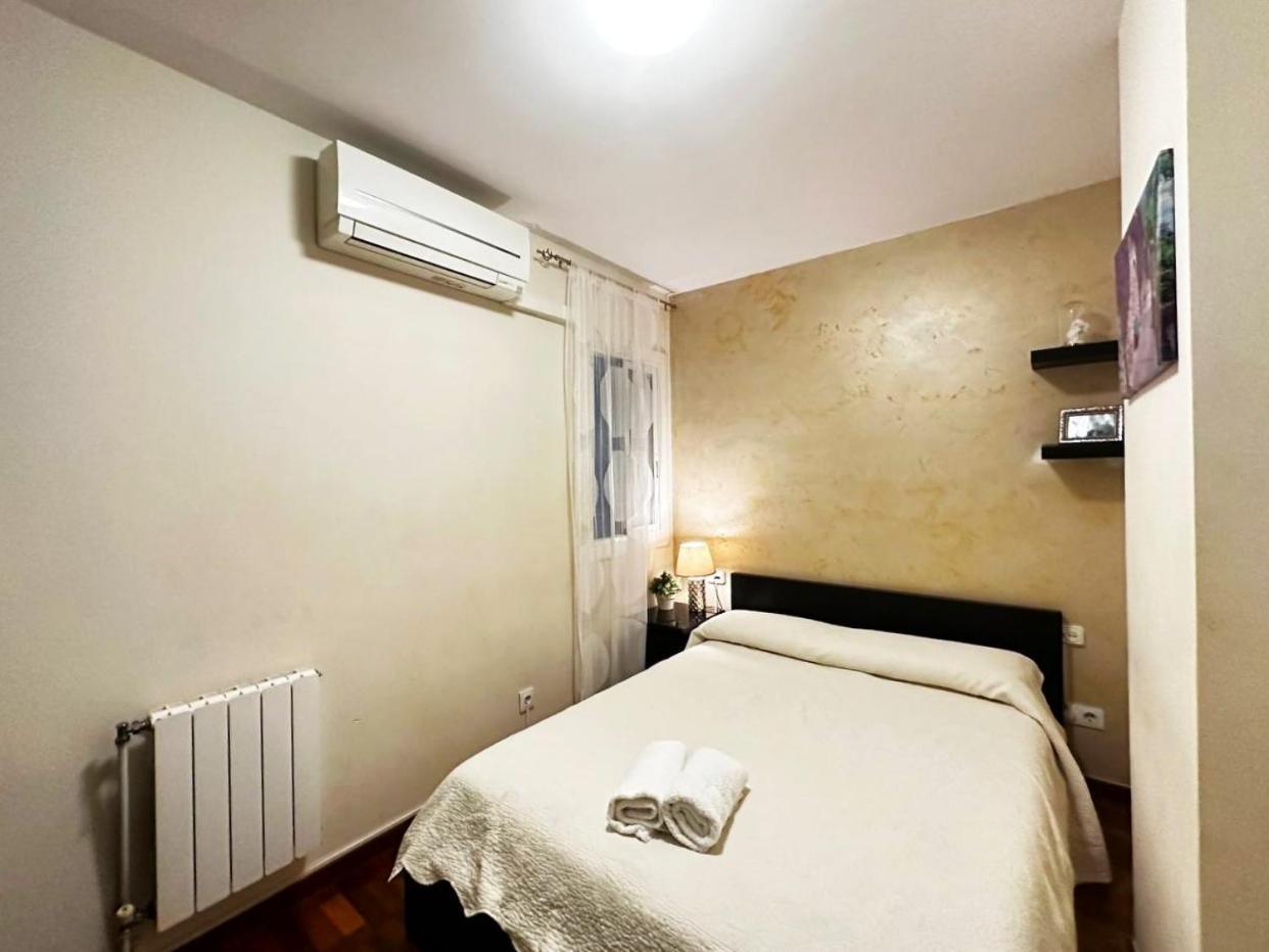 Rooms Arago Барселона Экстерьер фото
